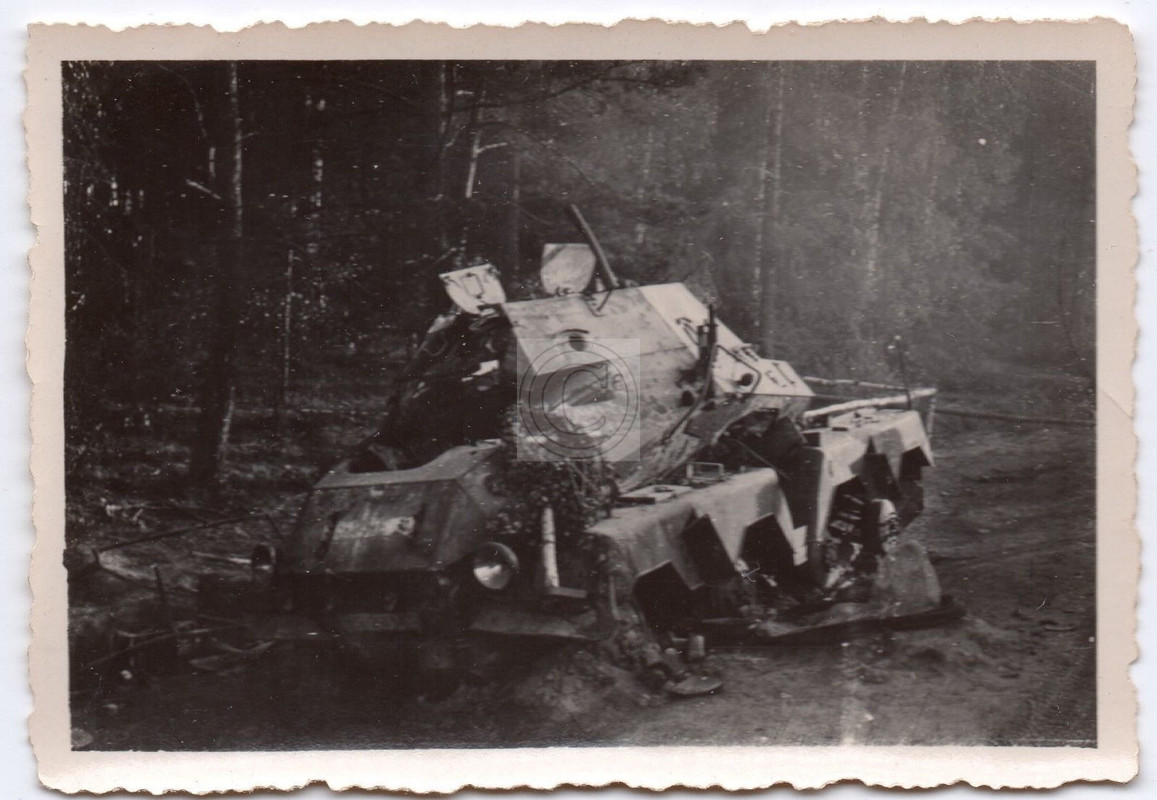 Panzer Tank SdKFZ zerstörter 8 Rad Panzer