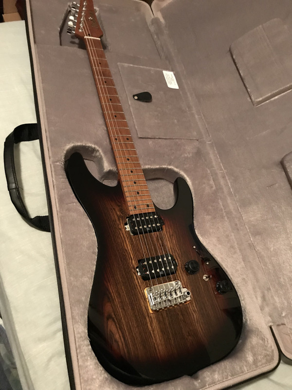 D9D219FB-BB28-4687-BE5D-972EAB2A0956