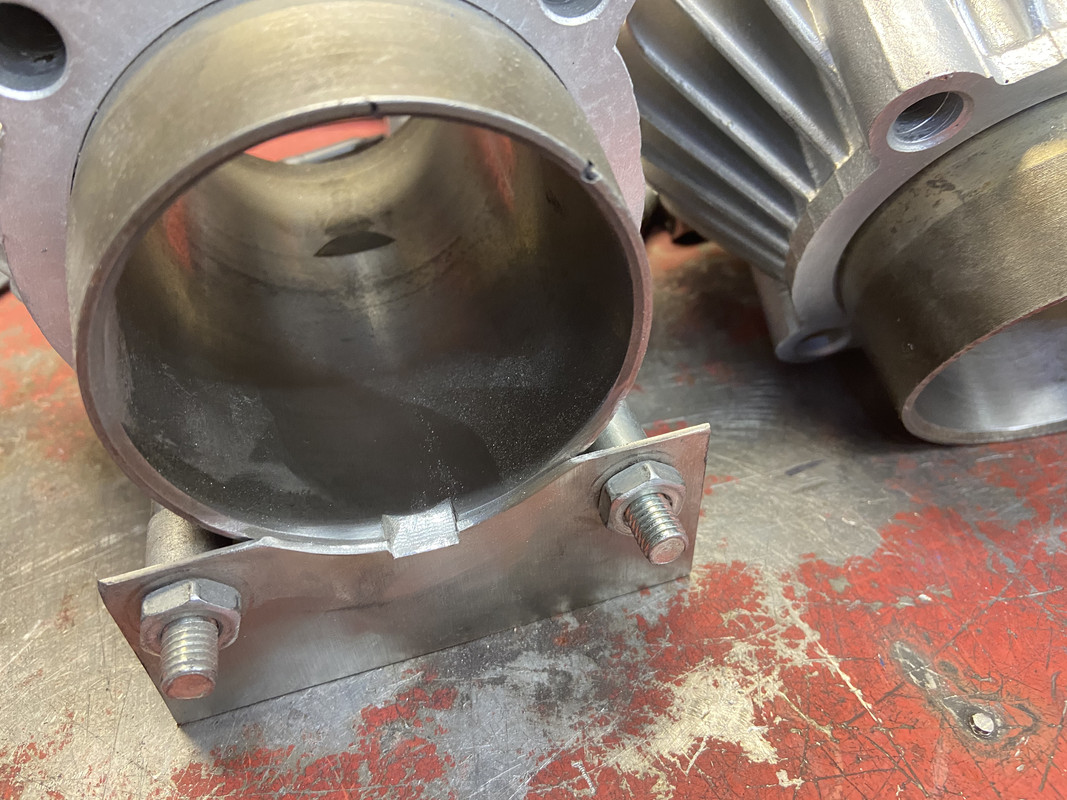 887C1C9A-7166-440C-8057-30F047D2A261