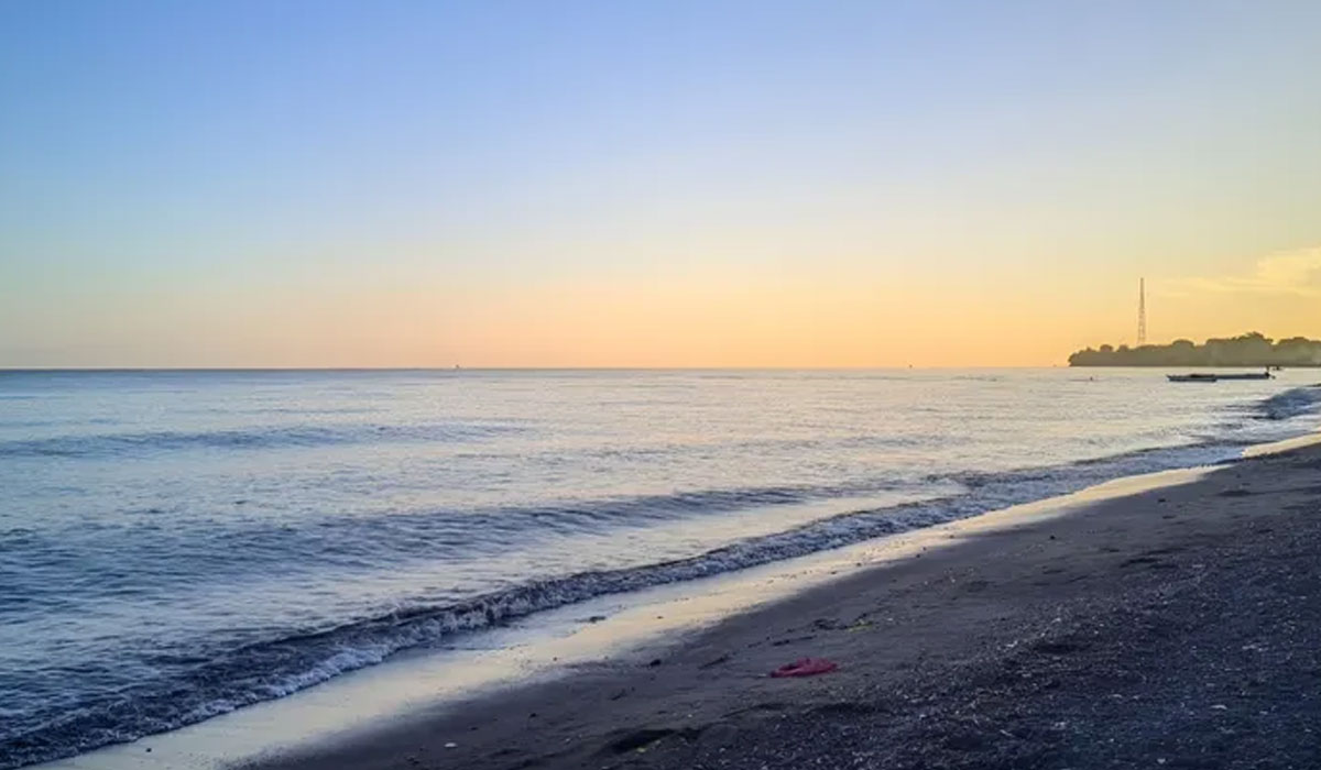 Menelusuri Keindahan Pantai Singaraja yang Berada di Bali