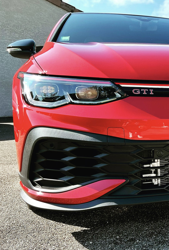 6EF379D8-B481-4063-B400-6C28CDDE43A8