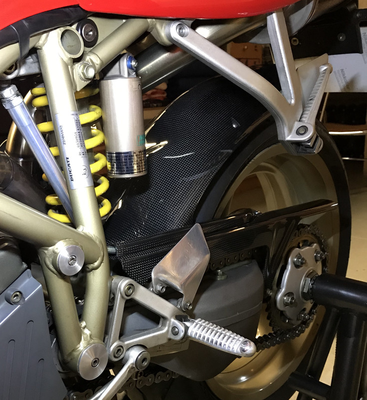 69720433-A206-40A1-A29D-8104AA92832E