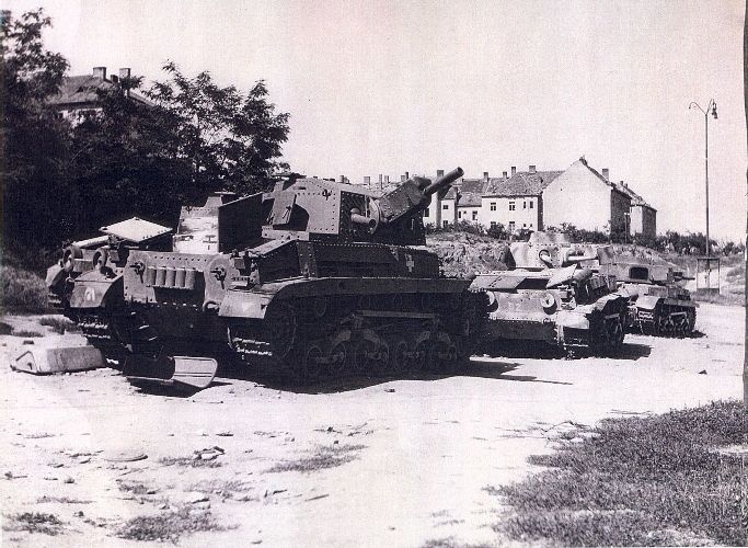 Armes et équipements abandonnés à Znojmo (Tchécoslovaquie) Zzzzzzzzzzzzzzztank-hongrois