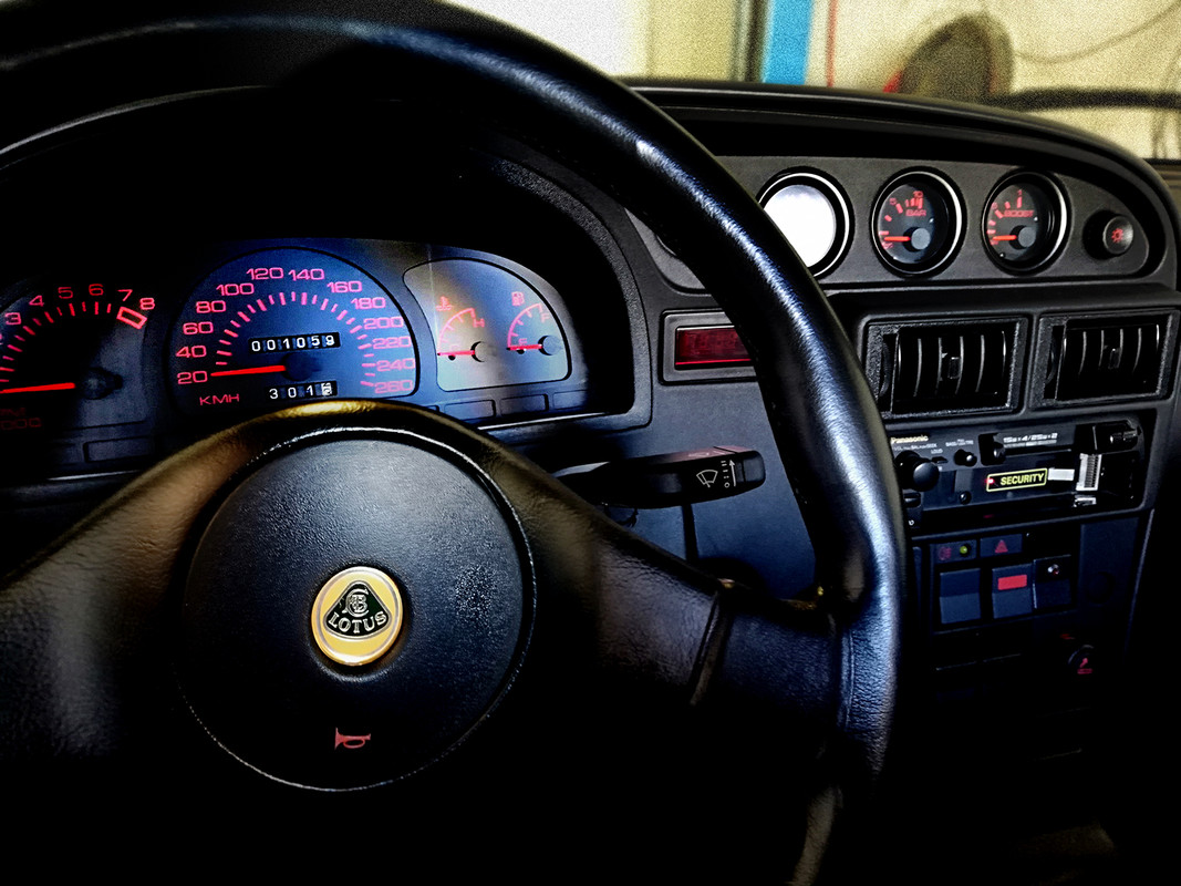 LOTUS_ELAN_M100_EA2302-9