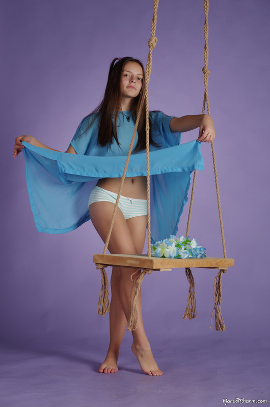 MarvelCharm_Nika-Swing-050