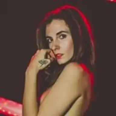 https___wmc-euw.b-cdn.net_profile_whitney.masters_profile_pic