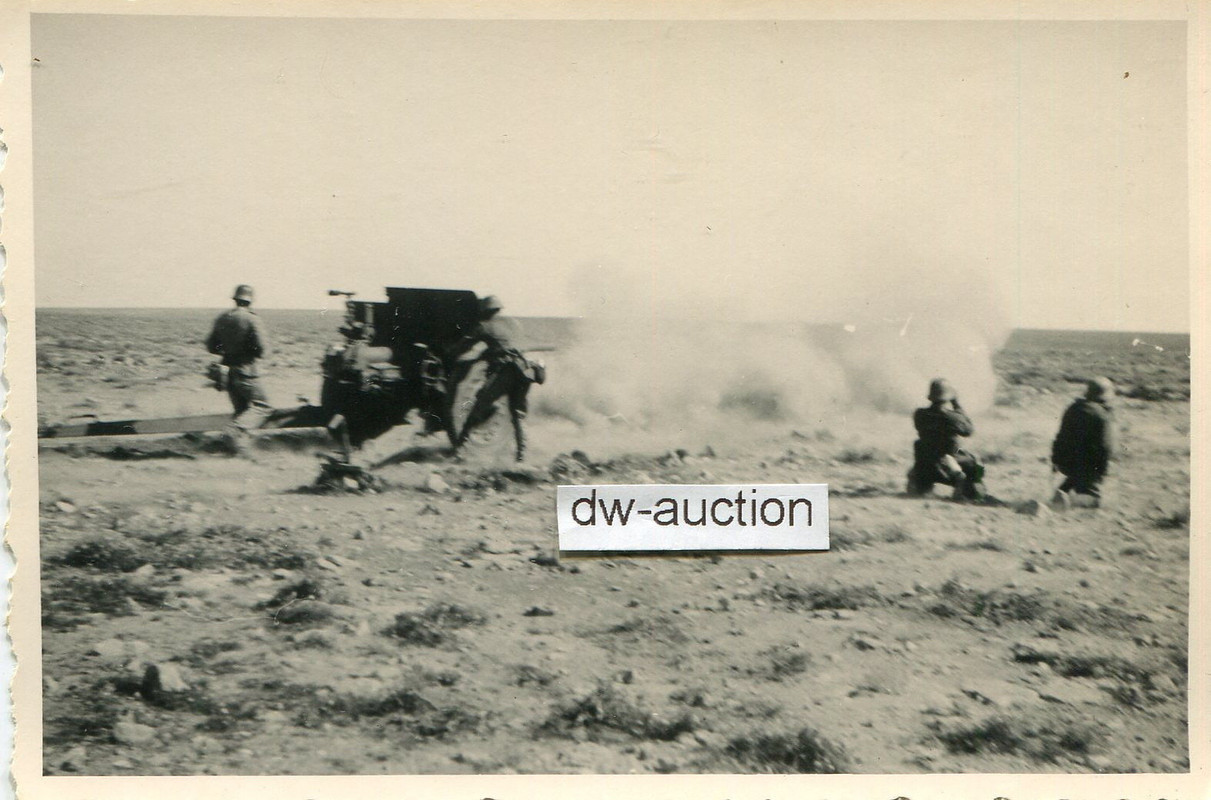 Afrika DAK , russisches Beute Geschütz feuert