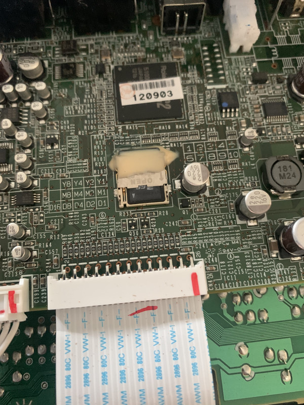 FE4A0E63-9F29-4E02-BE13-FD2C0E723555