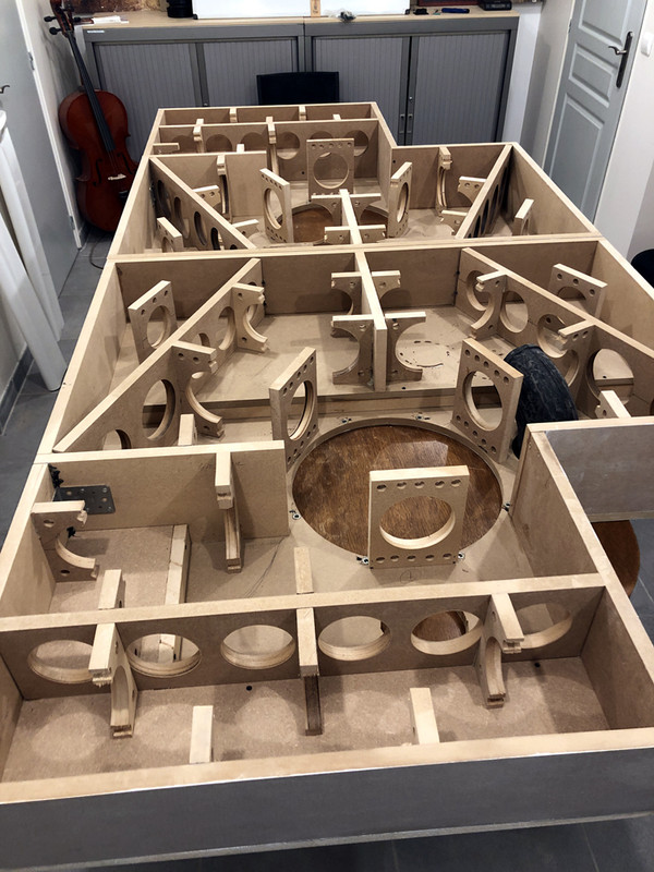 [Image: Caisson10.jpg]