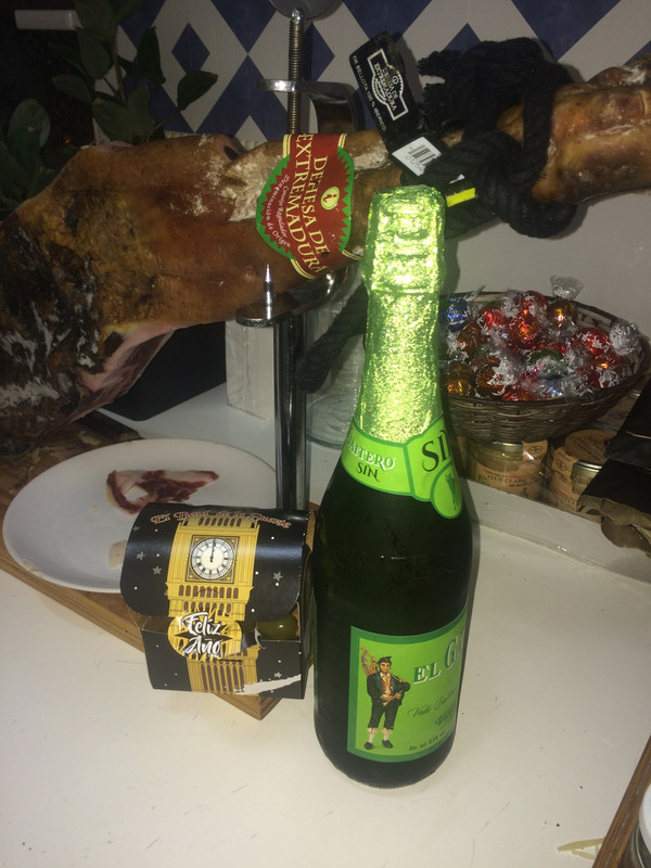 607DAE53-E90A-44D7-8824-962294ADF483