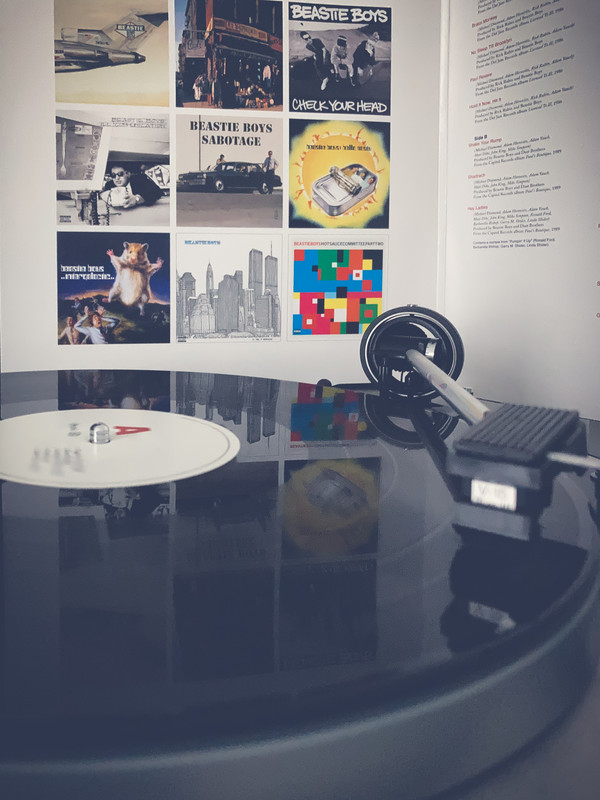 Dual 1229 - Shure V-15 III - Beastie Boys Music (1 von 3)