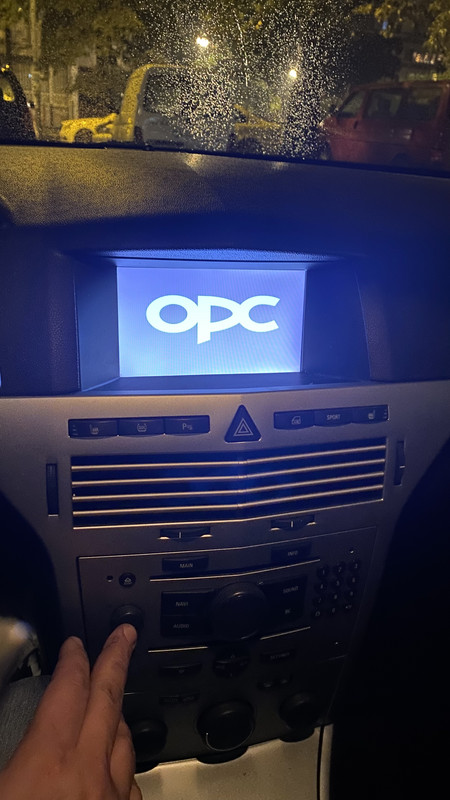 DABC131E-86C0-490D-ADAF-F7CE2BF93238