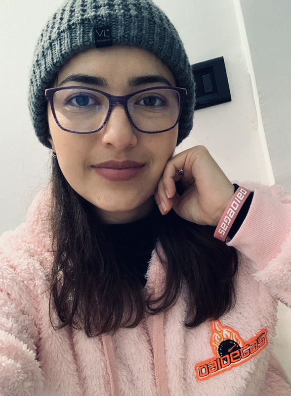 6C2FEAF3-1E35-49F4-8B9B-F10B17D74902