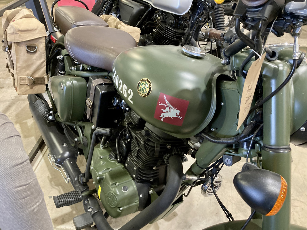 168CA8D2-3CDE-46F6-B720-8231AA101218