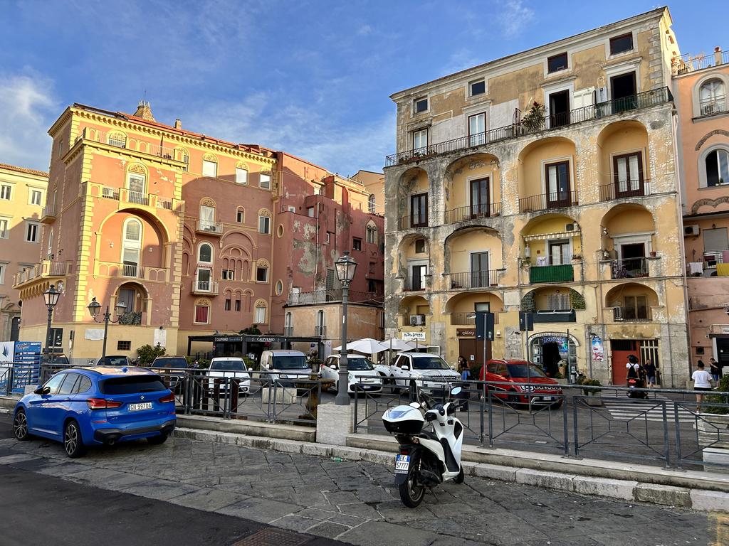 Жаркий сентябрь на побережье Тирренского моря. Жаркий сентябрь на побережье Тирренского моря.