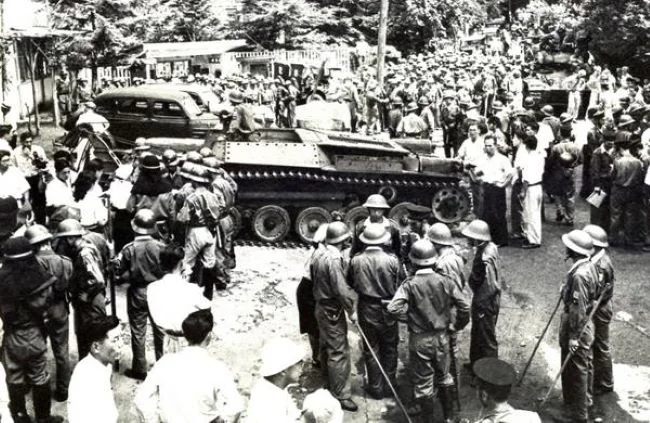 Reconversion de chars Type-97-Chi-Ha-qui-a-t-converti-en-bulldozer-ao-1948
