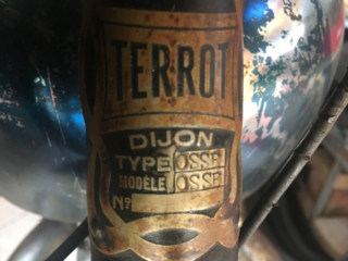 A7C9E50D-4307-440F-BC90-096F85A5A669