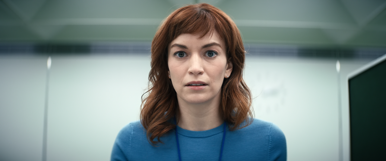 Severance.S01E02.Half.Loop.2160p.10bit.ATVP.WEB-DL.DDP5.1.HEVC-Vyndros.mkv_snapshot_48.47_[2025.04.0