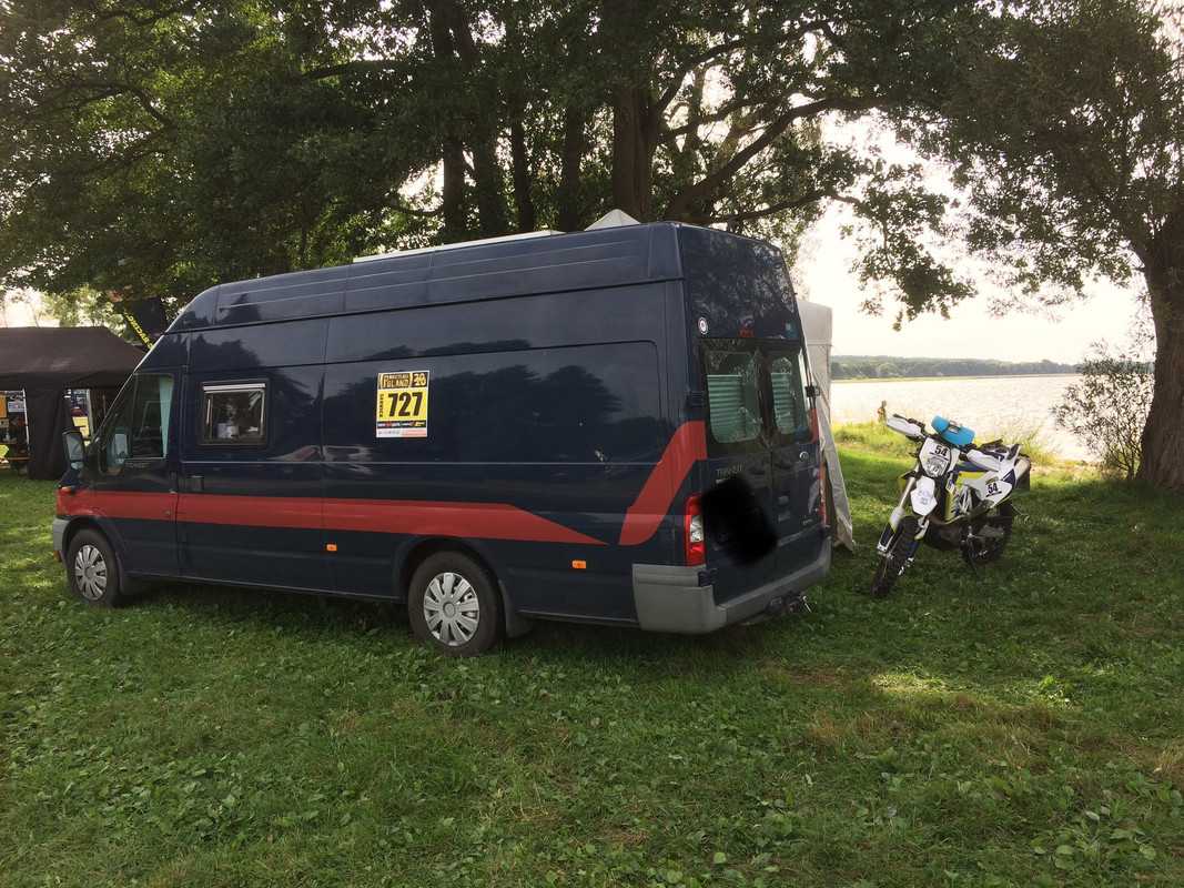 46326FFF-BB4B-439D-B824-A6FF376AE3BF