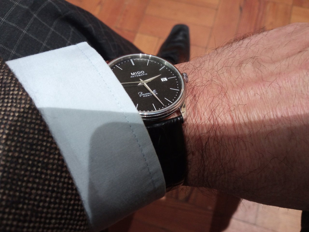 **** La montre du jour ! Vol. 42**** - Page 2 17258020321352377582754721121580