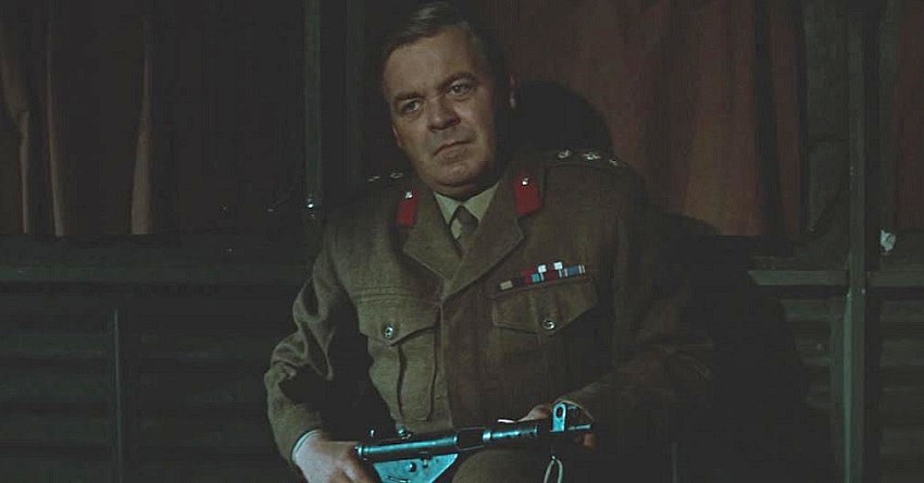 WHERE-EAGLES-DARE-PATRICK-WYMARK-2-A-FOTOR-1.jpg