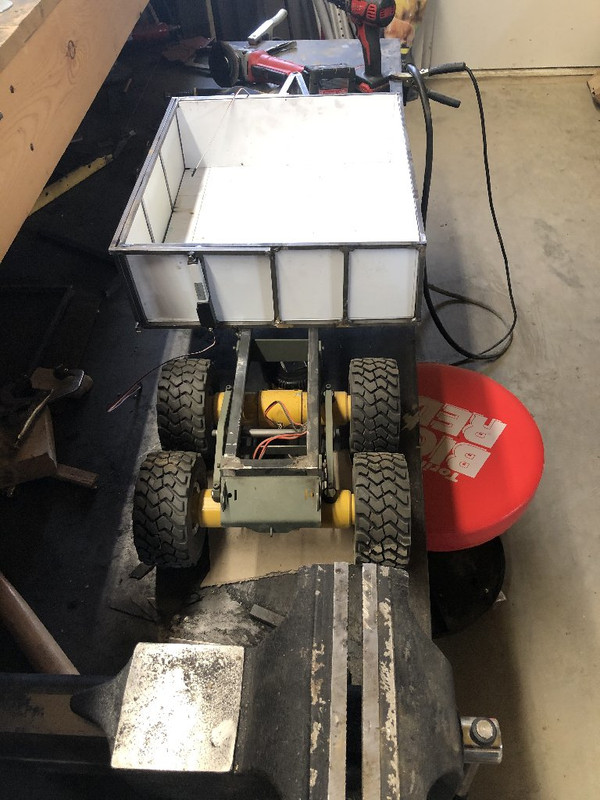 C7B64931-6E42-435A-B32E-D884A150E682