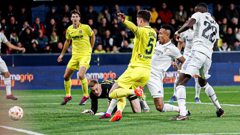 Real Madrid da voltereta y Barcelona golea, ambos siguen su camino en Copa del Rey