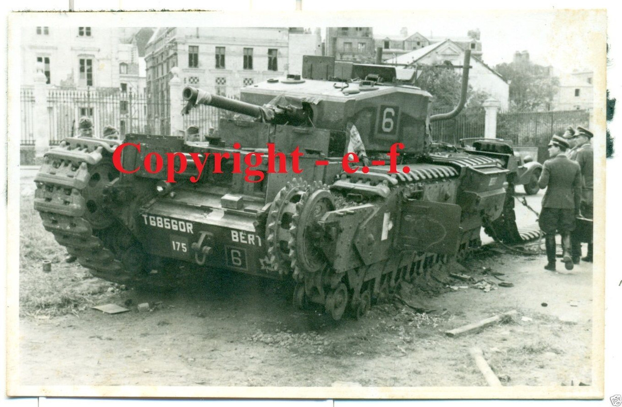 FOTO - PANZER - DIEPPE (NORMANDIE) - Alliierter 