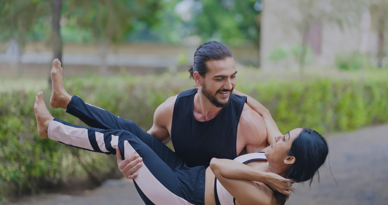 [Image: vlcsnap-2023-09-15-13h30m04s311.png]