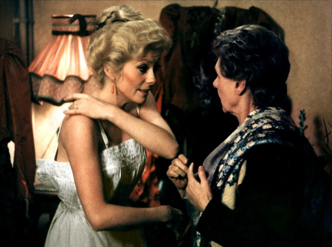 catherine_deneuve_mb11