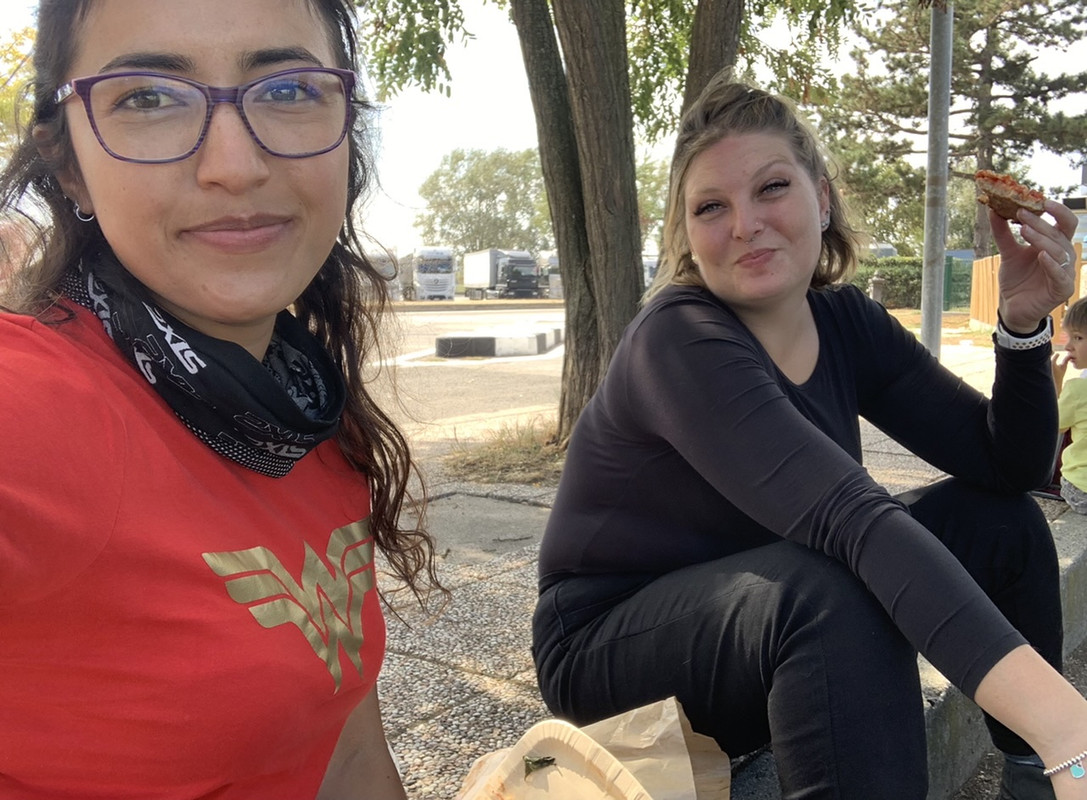 89488A33-8F96-4090-A574-3C1AEEFBD1DB