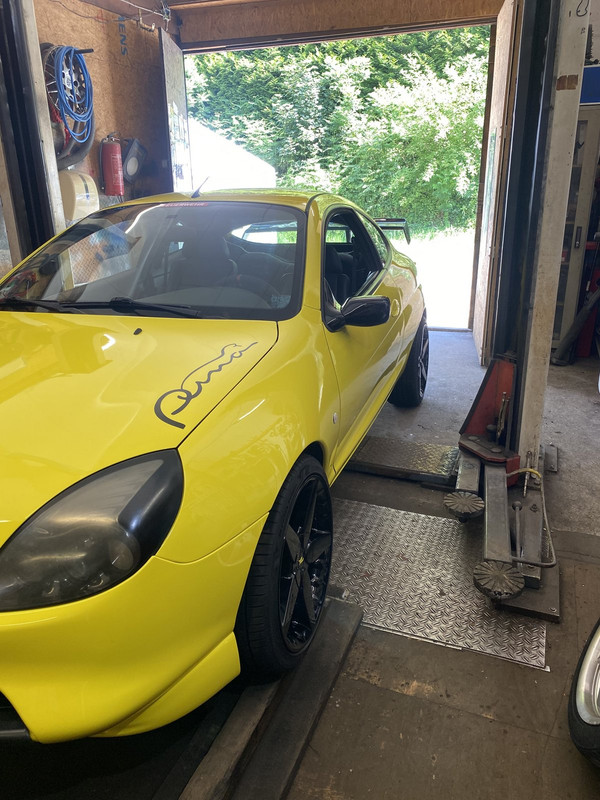 BC04CF47-B29B-4A13-91DC-A71AFD302353