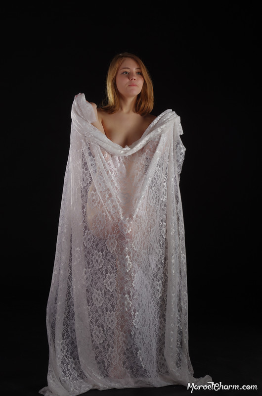 MarvelCharm_Nicolette-Lantern-112