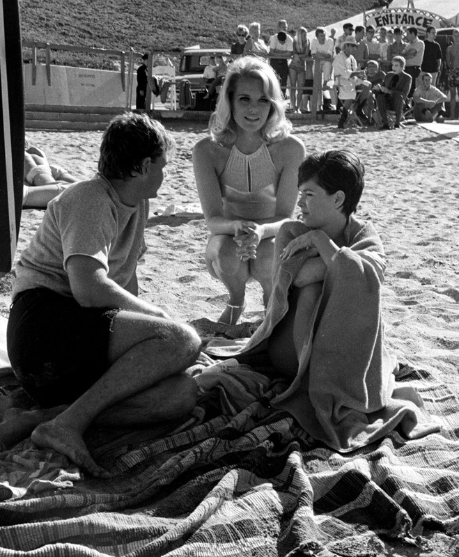 yvonne_craig_171