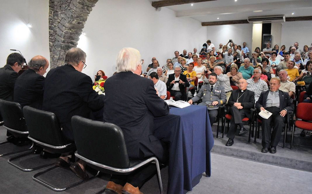 04-Foto-de-Apresenta-o-CCac2759