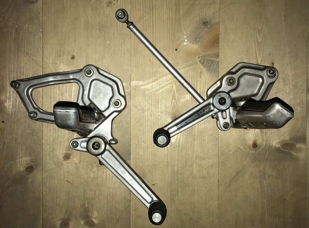 9DE6A167-FFEE-41DF-B41A-FE8DDB62326F