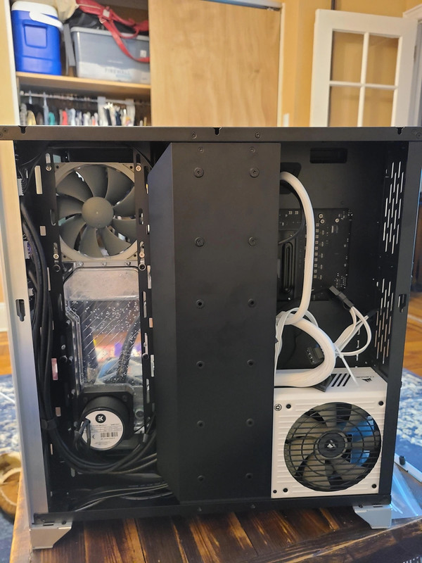 8F703109-77E8-4005-B3DB-74FE9ECFE931