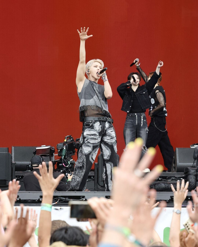 seventeen-glastonbury-2024