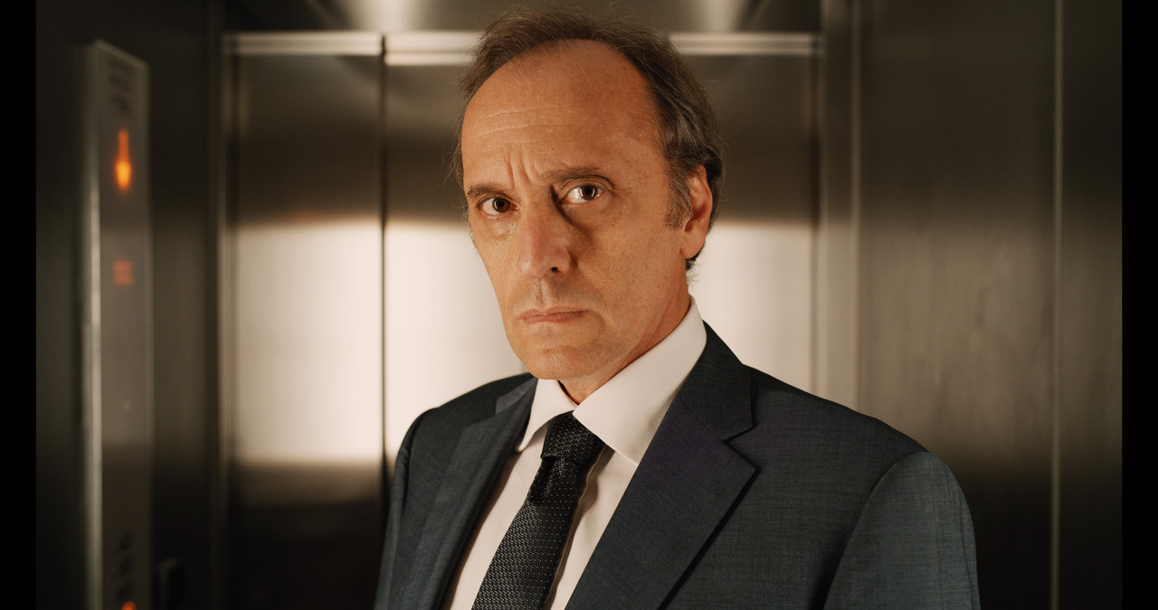 guy-in-elevator-2-1-3-1.jpg