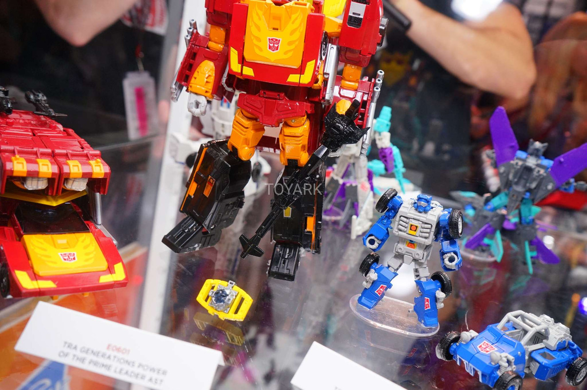 SDCC-2017-Transformers-Hasbro-Thurs-004