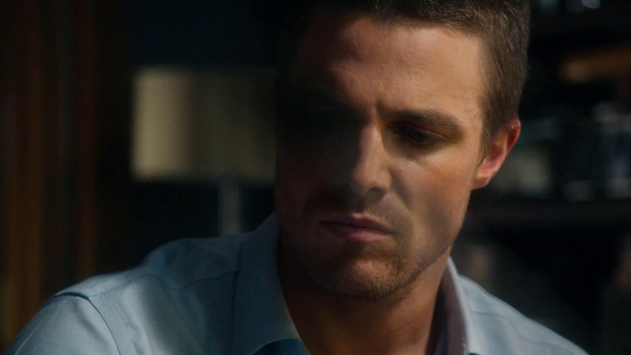 Arrow.S01E01.Il.ritorno.720p.BDMux.ITA.ENG.x264-BlackBit[screenshot 8]