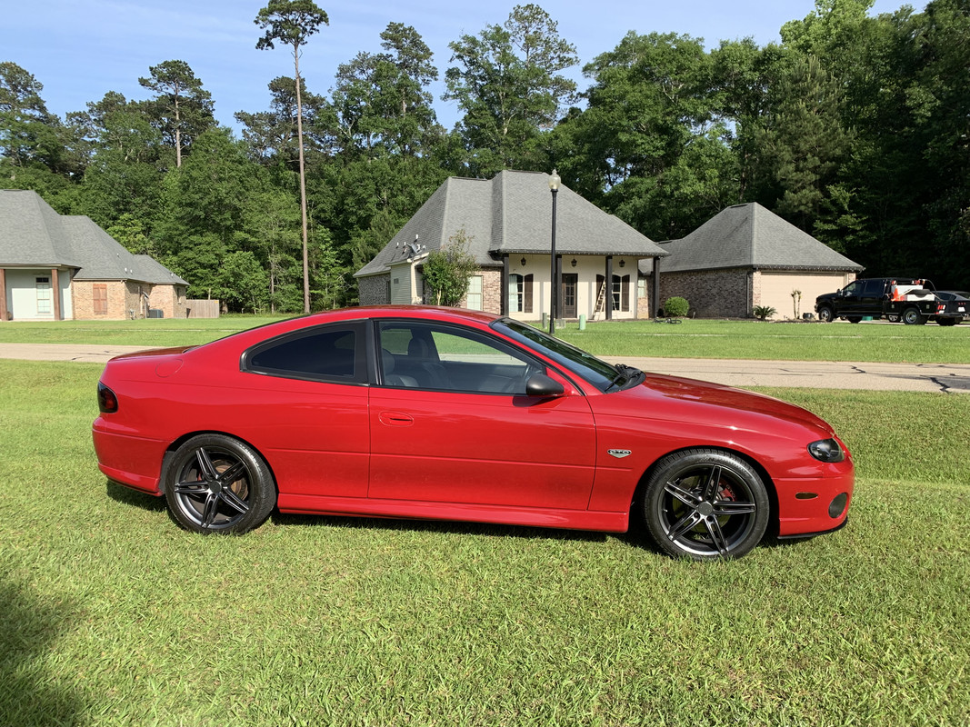 1005F4B3-AB52-499C-ABD1-61C6D3292D34