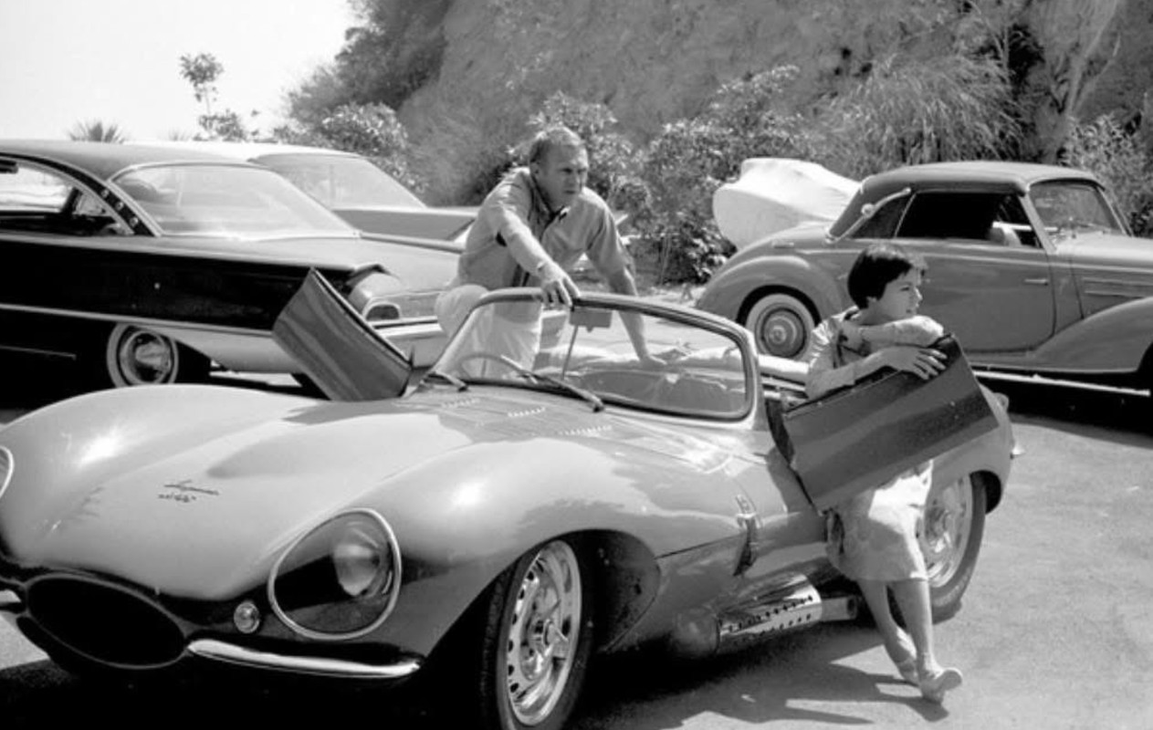 92334789-E796-4613-829D-4DCD6CB87272