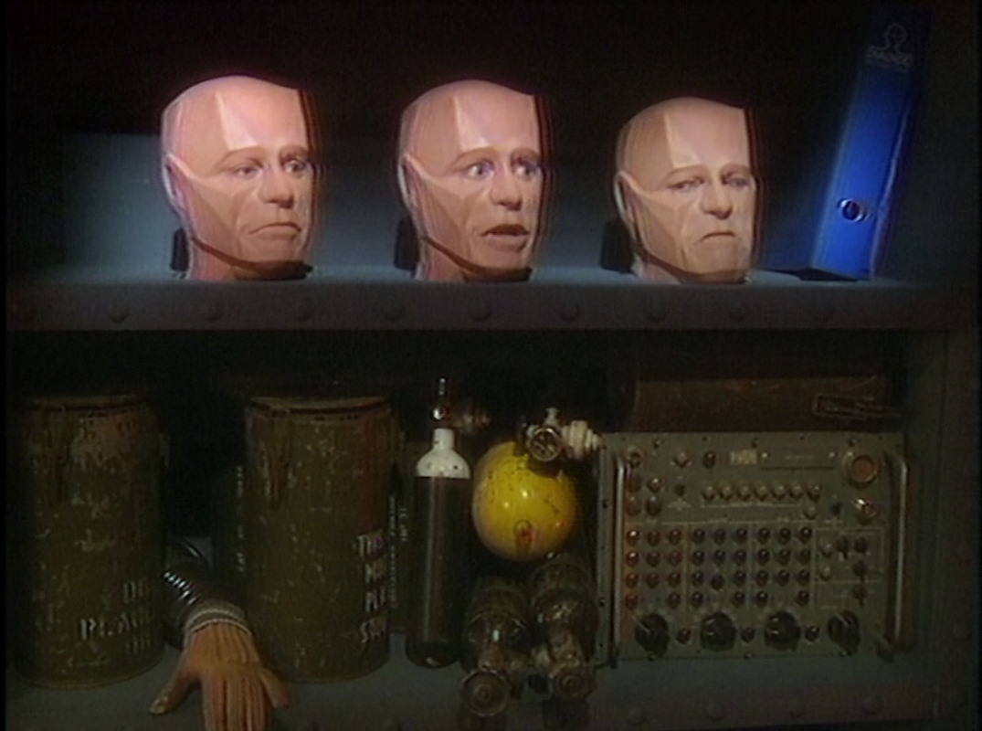 Red.Dwarf.S04E02.D.N.A.1080p.FLAC.2.0.AVC.REMUX-FraMeSToR[SS]40