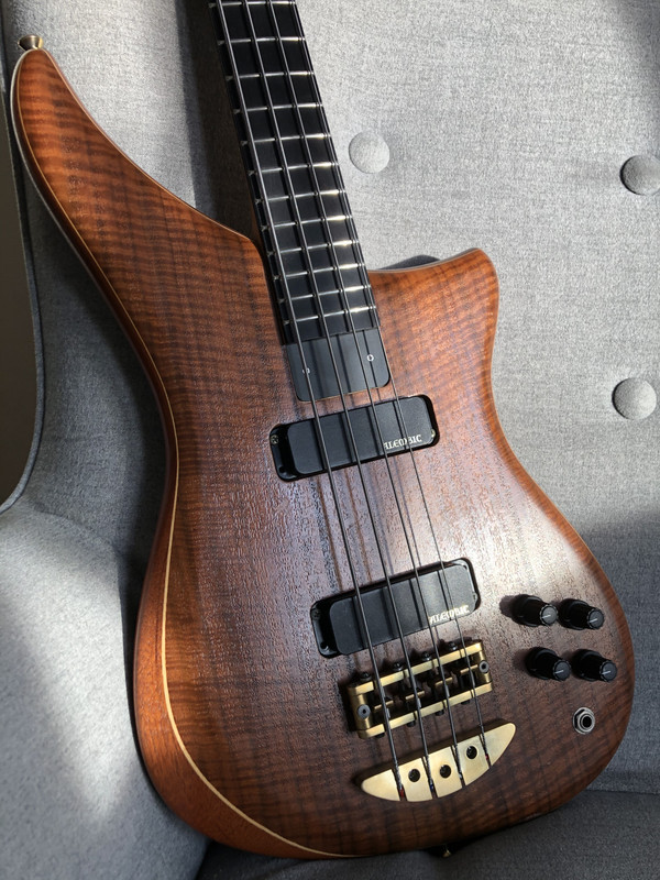 2B3EC14E-8A01-42A4-ABB8-29EE9A5A99D5