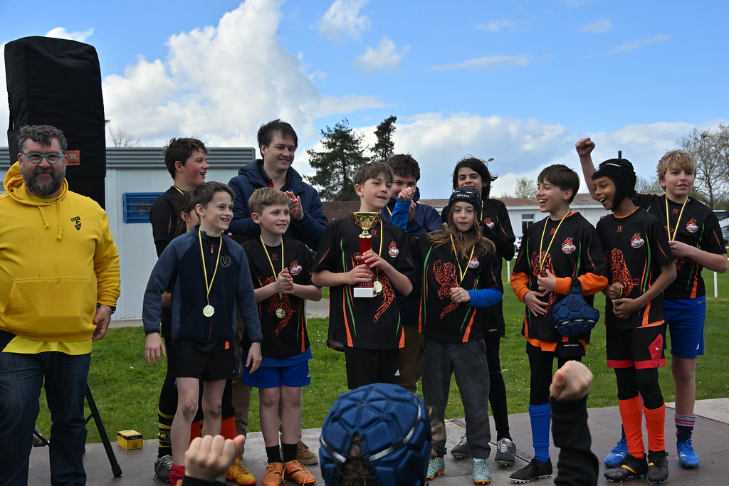 dsc-1811-55181552289-l