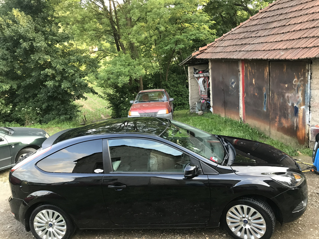 E1674E57-C46B-46CA-A2F5-5A4C3994B3ED