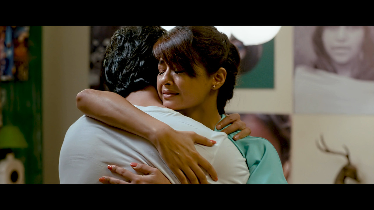 Aaj Phir Tumpe 4k.mp4_snapshot_00.02.014