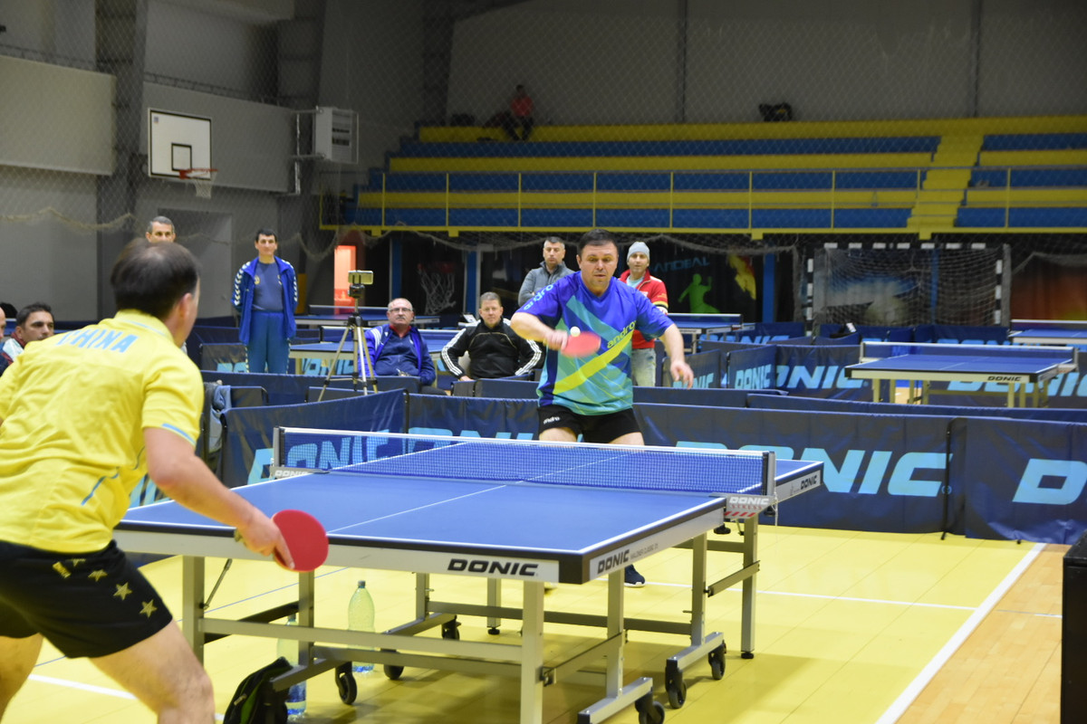 A0EA4D42-3EE4-4247-BD3B-4AB69B0E2B28