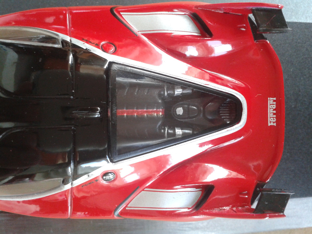 2014 Ferrari FXX K (Ixo-nº 3 Ferrari GT Collection) (17)